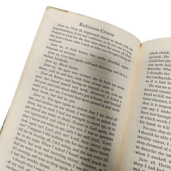 Vintage Fictional Book, 60s Robinson Crusoe Hardback Story Book - Picture 4 of 6